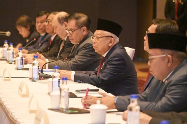 Mantul! 4 Bos Perusahaan China Tertarik Investasi di Industri Halal Indonesia, Siapa Saja?   