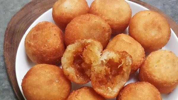Jajanan pasar tidak mudah basi ini bernama misro atau amis di jero. (Foto: cookpad.com)