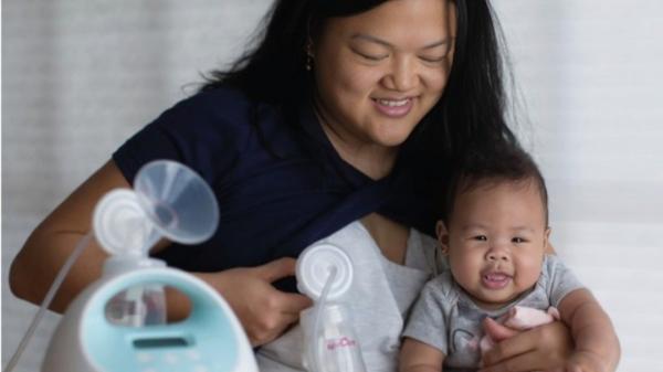 Ilustrasi ibu menyusui memakai pompa ASI. (Foto: istimewa)