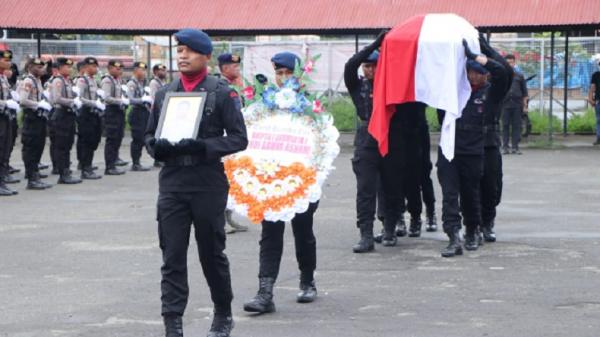 Jenazah Briptu Rudi Agung Korban Kontak Tembak KKB Diberangkatkan ke Manado