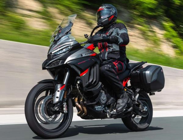 Ducati Multistrada V4 S Grand Tour 2