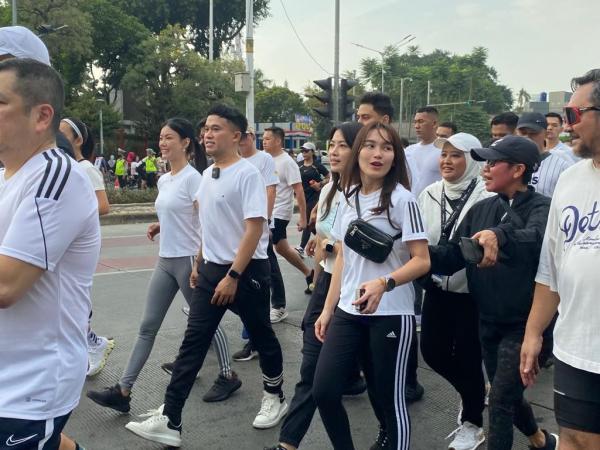 Potret Ayu Ting Ting olahraga lari pagi di kawasan Car Free Day. (Foto: Nurul Amanah)