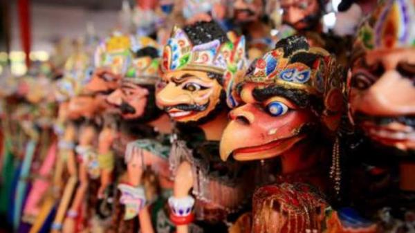 Contoh Cerita Wayang Sunda Singkat Lengkap dengan Terjemahannya