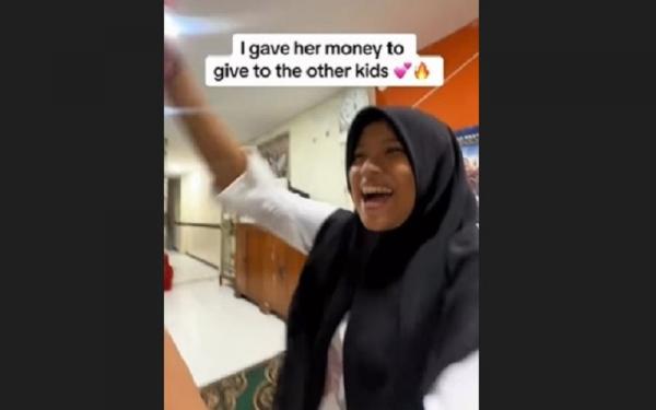 Gadis berhati mulia yang ikhlas menolong bule di Bali. (Foto: Instagram @isaiahgarza)