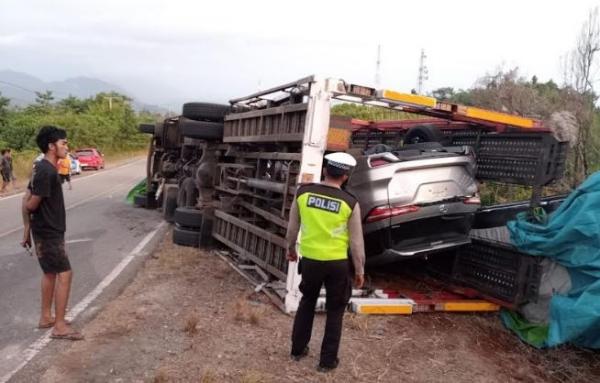 Kecelakaan_truk_Terguling_Kolaka