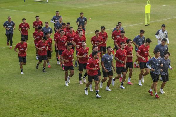 Timnas Indonesia melakukan persiapan jelang menghadapi Brunei Darussalam di SUGBK, Jakarta, Kamis (12/10/2023). (Foto: ANTARA)