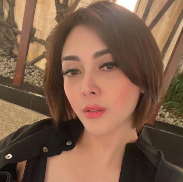 Artis yang Disebut Makin Cantik Usai Bercerai. (Foto: instagram)