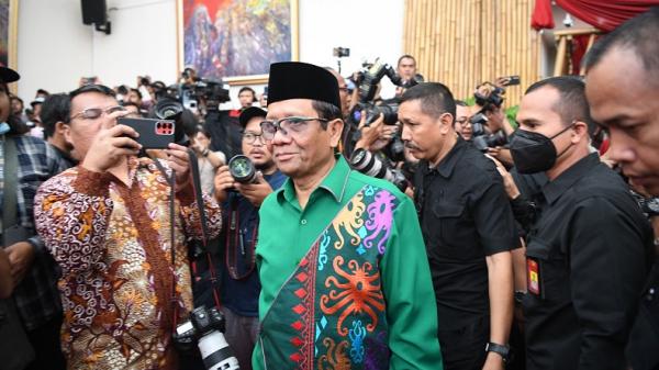 mahfud_md_dtunjuk_menjadi_cawapres_ganjar_pranowo