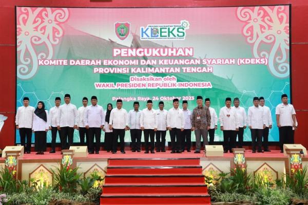 Pengurus KDEKS Provinsi Kalteng periode 2023-2025 resmi dikukuhkan. (Foto: dok Pemprov Kalteng)