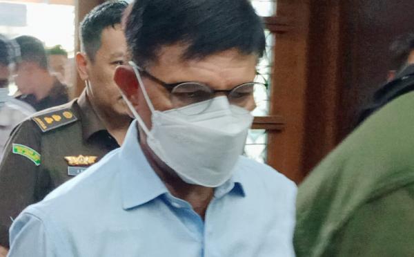 Penampakan Johnny G Plate Jelang Sidang Tuntutan Kasus BTS Kominfo, Tertunduk Lesu