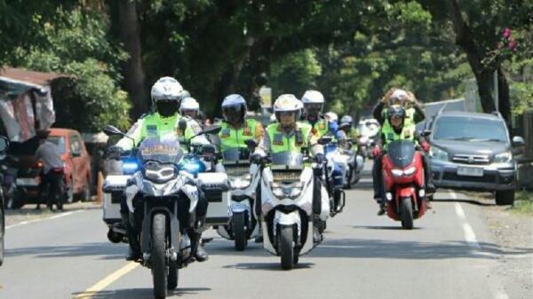 Kapolda Sulut Patroli Naik Motor Ke Minsel, Tempuh Jarak Sejauh 64 Km