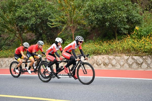 Timnas para balap sepeda Indonesia mencatat prestasi baru bersejarah pada Asian Para Games 2022 di Chun′an Jieshou Sports Centre, Jumat (27/10/2023). (Foto: NPC Indonesia)