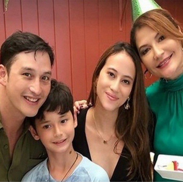 Artis masih akur urus anak setelah cerai.