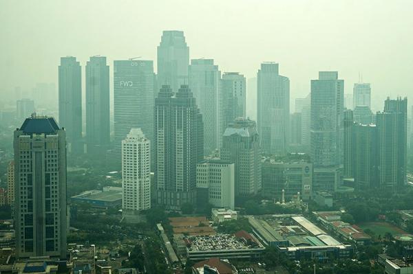 Kualitas Udara Jakarta Sangat Buruk Siang Ini, Urutan Ketiga Dunia