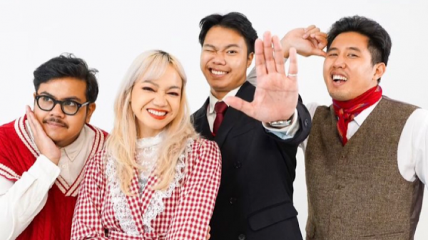 Lirik Lagu Love Epiphany - Reality Club dan Terjemahan, Punya Makna yang Manis tentang Cinta