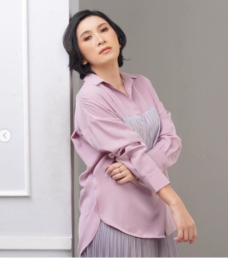 Jennifer Arnelita Potret artis keturunan Dayak yang mencuri perhatian. (foto: instagram)