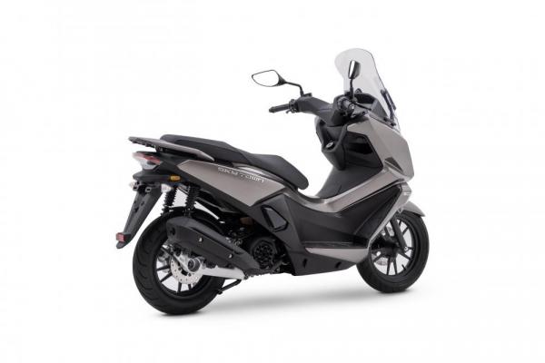 Kymco Skytown 1