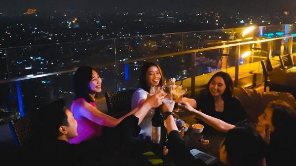 THE 18TH TRANS LUXURY The 18th Restaurant and Lounge at The Trans Luxury Hotel. (FOTO: istimewa/Instagram)