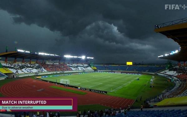 Petir Menyambar, Laga Senegal Vs Polandia di Piala Dunia U-17 Dihentikan