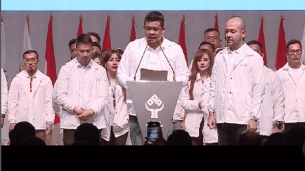 Bobby Nasution Deklarasikan Dukung Prabowo-Gibran Bobby Nasution Deklarasikan Dukung Prabowo-Gibran (Foto: Instagram/Bobby Nasution)