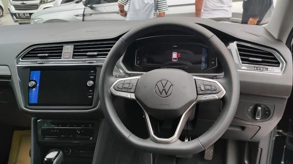 VW Tiguan Allspace 4