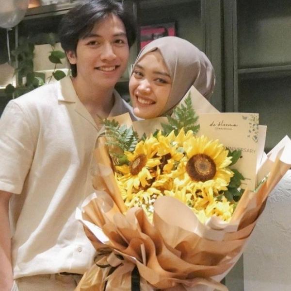 Artis yang akrab dengan keluarga pacar. (Foto: instagram)