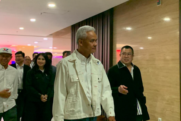 Ganjar Pranowo Hadiri Acara Puncak HUT MNC Group ke-34, Disambut Hangat Hary Tanoesoedibjo