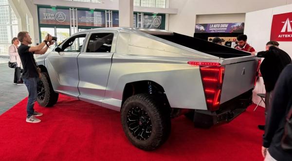 Aitekx RoboTruck 1T. (Foto: Carscoops)