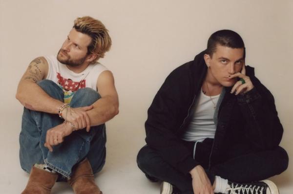 Makna Lagu 13 - LANY yang Menyedihkan, Lengkap dengan Liriknya