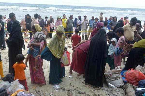 Ratusan Imigran Rohingya Kembali Mendarat di Pantai Pulau Sabang Aceh