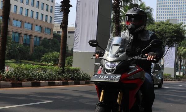 7 Tips Motor Irit Bensin, Nomor 6 Sering Dilupakan Perhatikan Tekanan Ban
