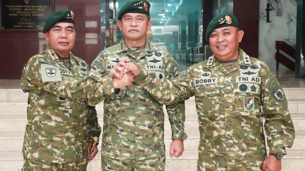 KSAD Jenderal Maruli Pimpin Sertijab Pangdivif 1 Kostrad hingga Kapoksahli Pangkostrad