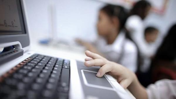 Lindungi Anak-Anak dalam Akses Internet, Pemerintah dan DPR Kembali Revisi UU ITE