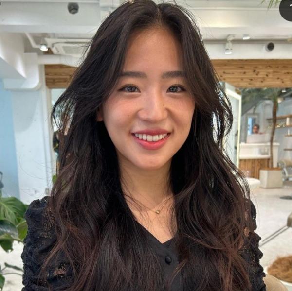 Artis yang Ngaku Pernah Tinggal di Panti Asuhan. (Foto: instagram)