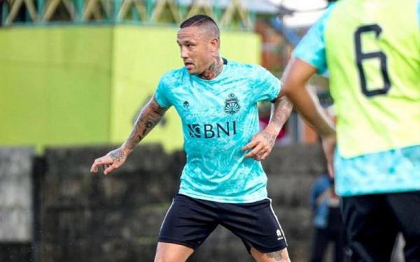 Bela Bhayangkara FC, Radja Nainggolan Tuntut Rekannya Main Sempurna