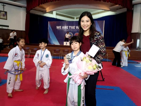 Angela Tanoesoedibjo Bangga Putrinya Juara 2 di Kejuaraan Taekwondo Jurus Junior ITF 2023
