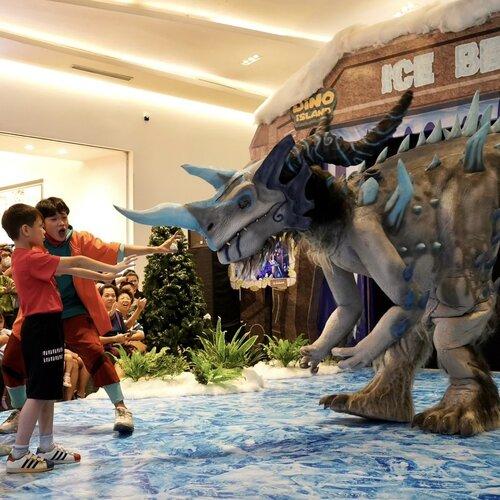 Live Show dan Meet and Greet Ice Beast Neo Soho Live Show dan Meet and Greet Ice Beast by Dino Island. (Foto: dok Neo Soho)