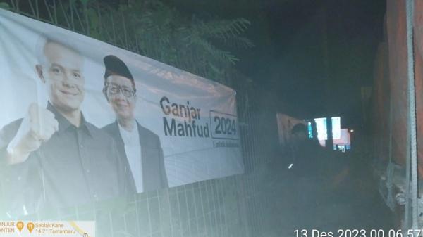PDIP Duga Pencopotan Baliho di Banten karena Ulama Abuya Muhtadi Dukung Ganjar-Mahfud