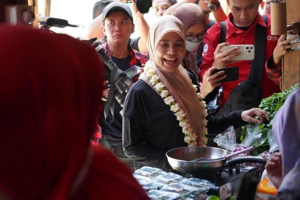 Intip Keseruan Atikoh Ganjar Masak Bersama Kelompok Wanita Tani Di Semarang