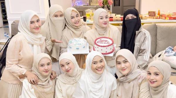 Merayakan ulang tahun Dinda Hauw sekaligus Anisa Rahma (Foto: @anisarahma_12)