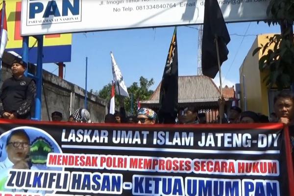 Datangi PAN DIY, Massa Front Jihad Islam Akan Laporkan Zulhas atas Tuduhan Penistaan Agama