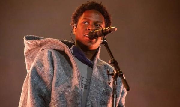 Makna Lagu Superpowers - Daniel Caesar, Lengkap dengan Lirik dan Terjemahan