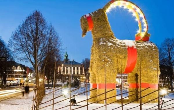 Kambing Gavle merupakan perayaan unik di Swedia (Foto: Visit Gavle)