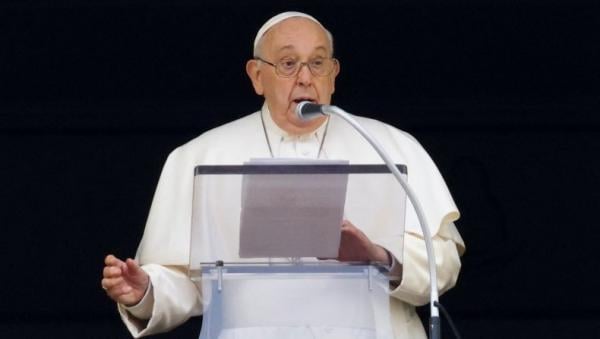 Pesan Natal, Paus Fransiskus Singgung Kengerian Serangan Israel di Gaza