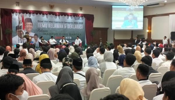 Ribuan Relawan MGB NTB Deklarasi Dukung Ganjar-Mahfud di Pilpres 2024