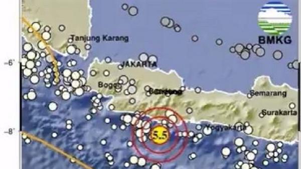 Gempa M5,5 Guncang Pangandaran, Getaran Terasa Cukup Kuat Di Garut ...