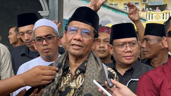 Sosok Rizal Ramli Di Mata Mahfud MD: Sahabat Yang Saling Dukung Dan Kritik