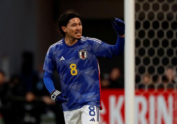 takumi_minamino_timnas_jepang