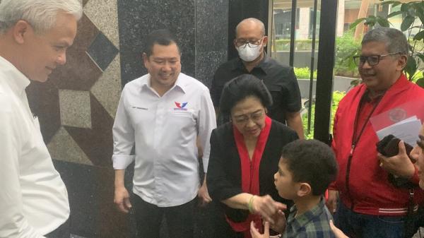 Momen Megawati dan Ganjar Tes Hafalan Bocah Bacakan Pancasila