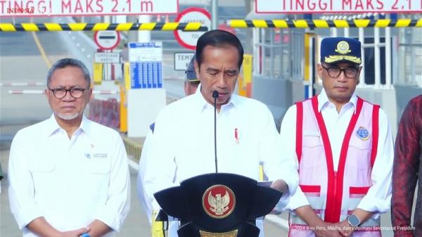 Respons Jokowi soal Ganjar Beri Skor 5 Kinerja Kemhan Pimpinan Prabowo